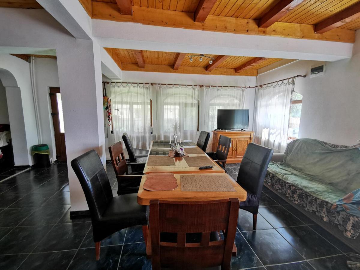 Jugul Taranului Agropensiune Polovragi, Gorj Villa Esterno foto