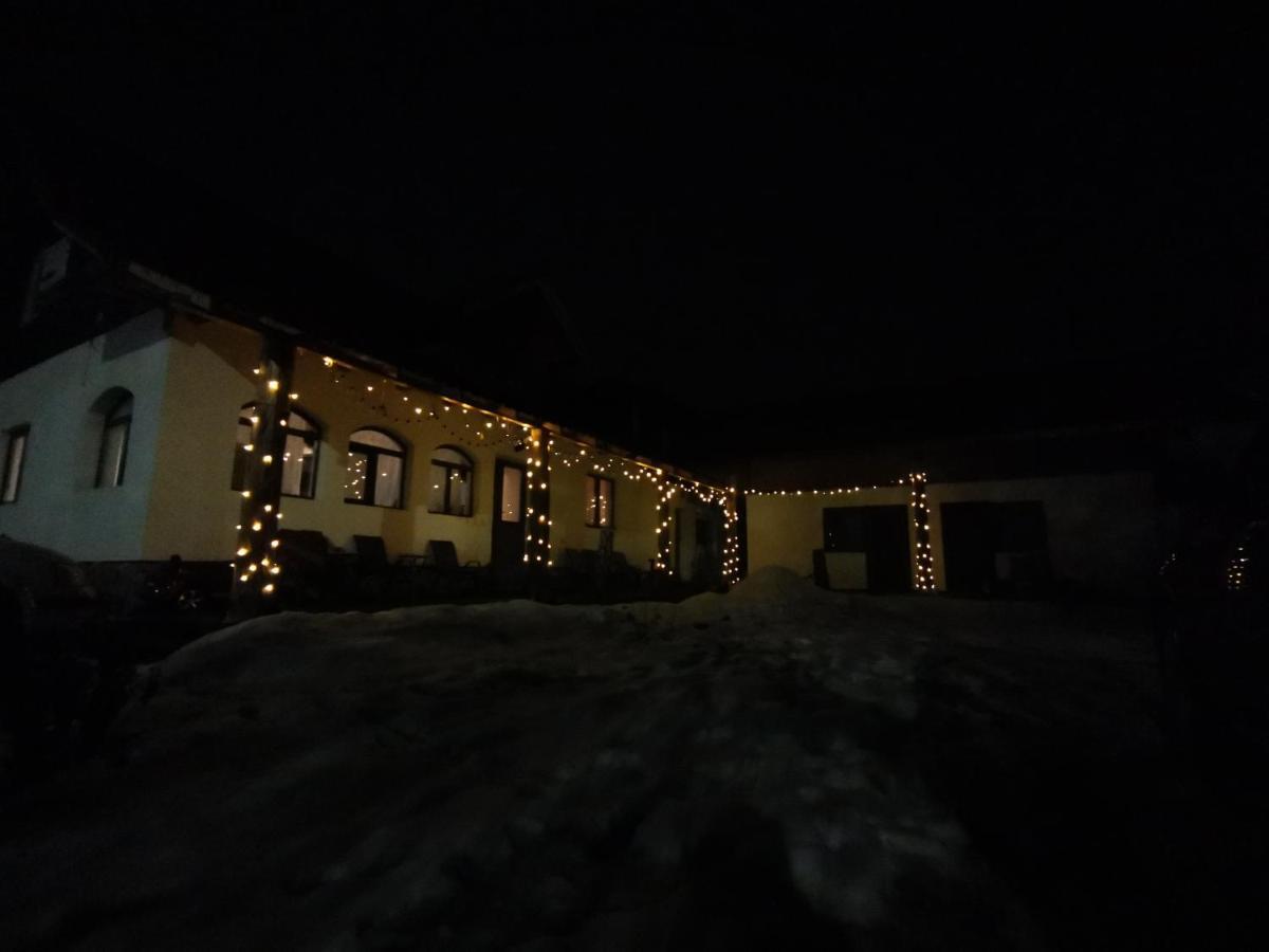 Jugul Taranului Agropensiune Polovragi, Gorj Villa Esterno foto